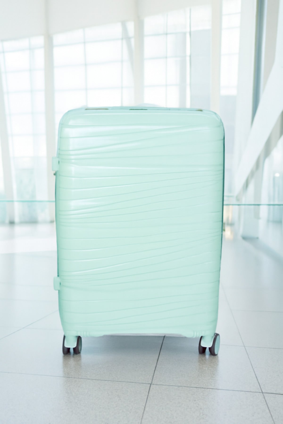 W.O.K 3-Piece Hard Shell Luggage Set – 20", 24", 28" Spinner Trolleys With Number Lock – Mint Green