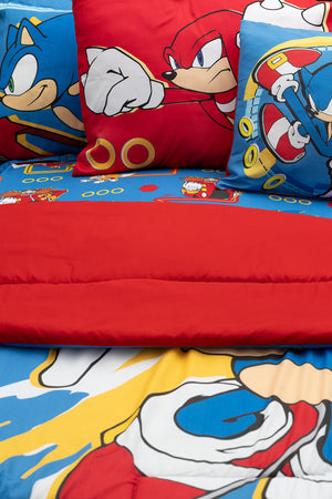 Sonic 5-In-1 Bnb Comforter Bedding Set – Brushed Microfiber & Polyester Shell – Red
