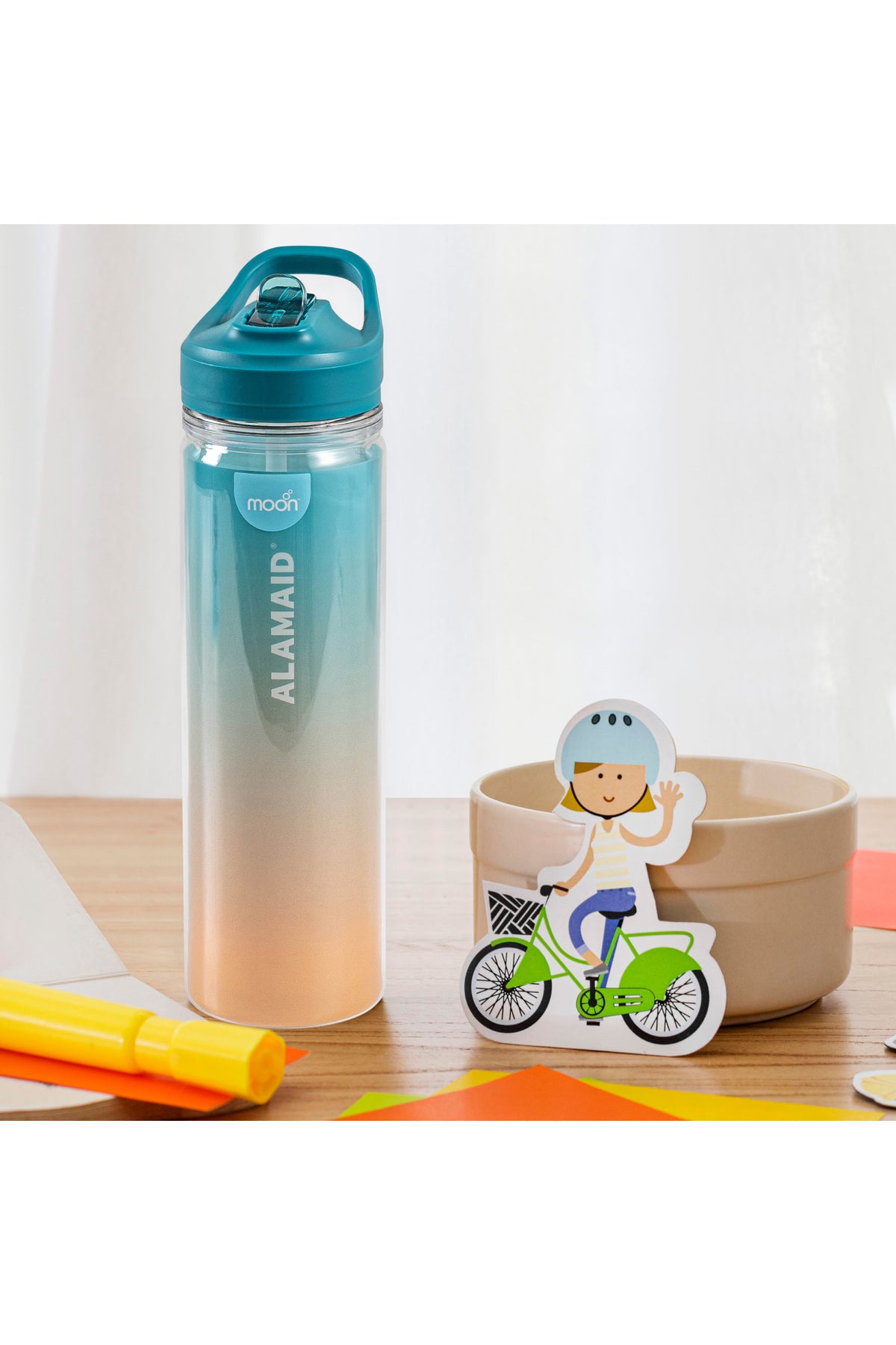 MOON Double Wall Sipper Bottle
117x74x274mm
590ml / 20oz