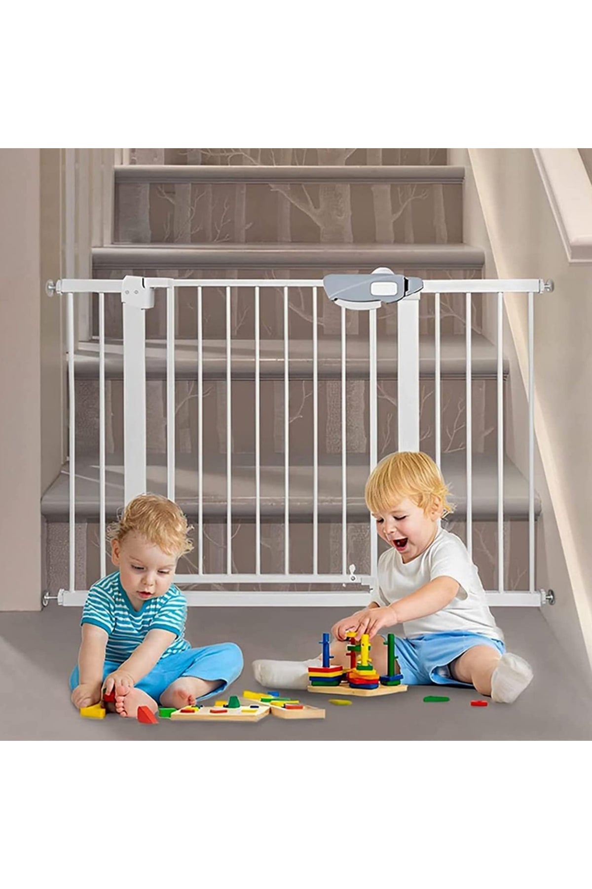 Star Babies - Auto-Close Safety Baby Gate - 75-84cm + 30cm Extension Kit