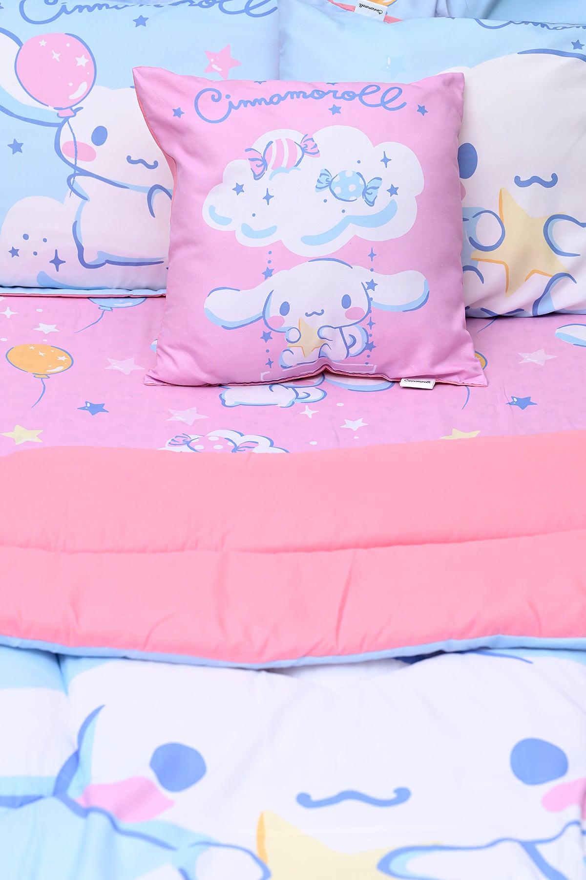 Cinnamoroll 5-In-1 Bnb Comforter Bedding Set With Brushed Microfiber & Polyester Shell – Multicolor