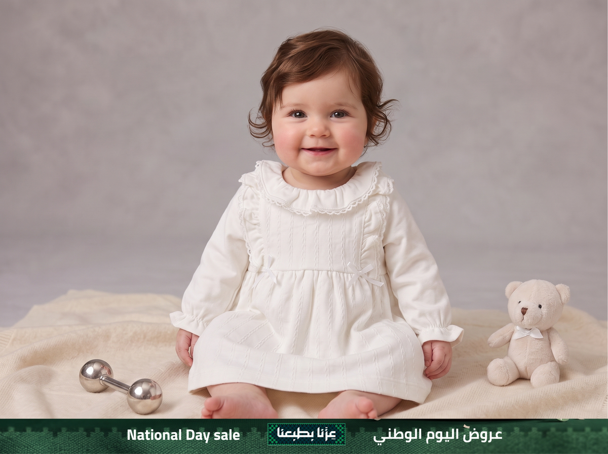 فستان أطفال أبيض من قماش ناعم