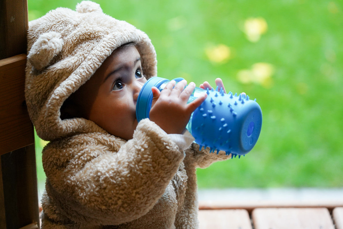 Melii - Spikey Water Bottle 17 oz Blue